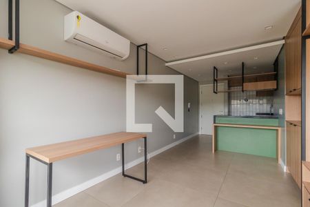 Sala de kitnet/studio para alugar com 1 quarto, 37m² em Partenon, Porto Alegre