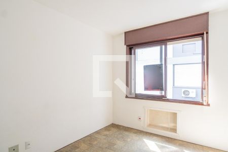 Quarto de apartamento à venda com 1 quarto, 45m² em Partenon, Porto Alegre