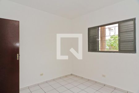 Quarto de casa para alugar com 1 quarto, 40m² em Jardim Mangalot, São Paulo