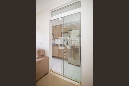 Cozinha de apartamento para alugar com 2 quartos, 56m² em Partenon, Porto Alegre