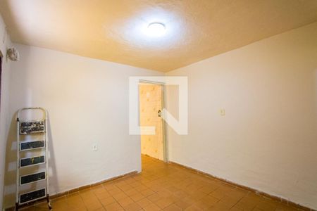 Sala de casa para alugar com 2 quartos, 60m² em Jardim Marek, Santo André