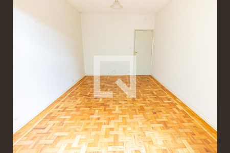 Quarto 2 de casa para alugar com 2 quartos, 200m² em Água Rasa, São Paulo