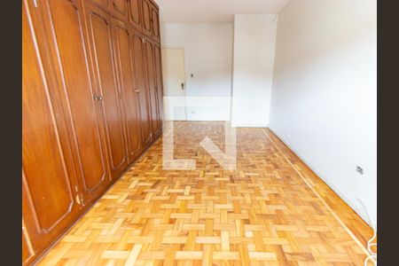 Quarto 1 de casa para alugar com 2 quartos, 200m² em Água Rasa, São Paulo