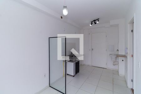 Sala de apartamento para alugar com 1 quarto, 28m² em Vila Tolstoi, São Paulo