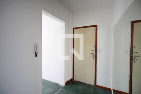 Sala de apartamento para alugar com 3 quartos, 55m² em Nova Floresta, Belo Horizonte