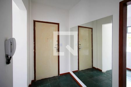 Sala de apartamento para alugar com 3 quartos, 55m² em Nova Floresta, Belo Horizonte