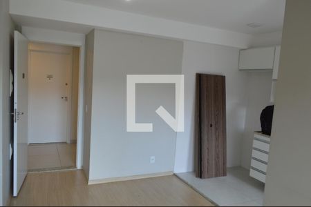 Sala de apartamento para alugar com 2 quartos, 75m² em Pechincha, Rio de Janeiro