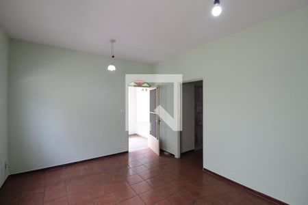 Sala de casa para alugar com 4 quartos, 200m² em Venda Nova, Belo Horizonte