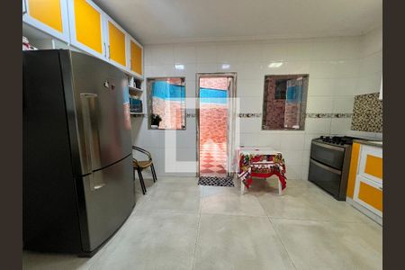 Casa para alugar com 180m², 2 quartos e sem vaga Casa para alugar com 180m², 2 quartos e sem vagaCozinha