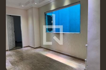 Casa para alugar com 180m², 2 quartos e sem vaga Casa para alugar com 180m², 2 quartos e sem vagaÁrea de circulação