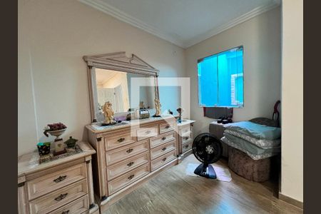 Casa para alugar com 180m², 2 quartos e sem vaga Casa para alugar com 180m², 2 quartos e sem vagaQuarto Suíte