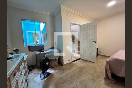 Casa para alugar com 180m², 2 quartos e sem vaga Casa para alugar com 180m², 2 quartos e sem vagaQuarto Suíte