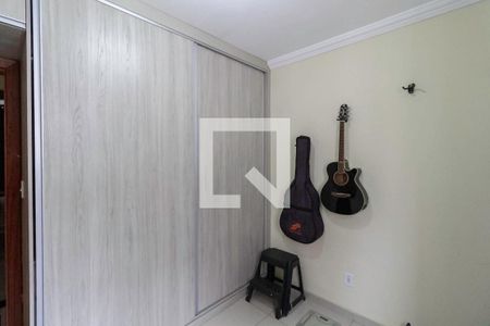 Quarto 1 de apartamento à venda com 3 quartos, 100m² em Parque Xangri-lá, Contagem