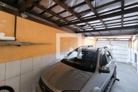Casa à venda com 176m², 3 quartos e 2 vagas Casa à venda com 176m², 3 quartos e 2 vagasSacada