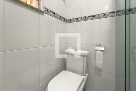 Casa à venda com 176m², 3 quartos e 2 vagas Casa à venda com 176m², 3 quartos e 2 vagasBanheiro