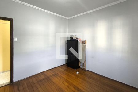 Casa à venda com 176m², 3 quartos e 2 vagas Casa à venda com 176m², 3 quartos e 2 vagasQuarto