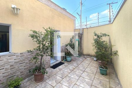 Casa à venda com 176m², 3 quartos e 2 vagas Casa à venda com 176m², 3 quartos e 2 vagasÁrea de serviço