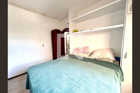 Casa à venda com 206m², 3 quartos e 3 vagas Casa à venda com 206m², 3 quartos e 3 vagasQuarto 2