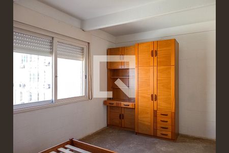 Quarto 1 de apartamento à venda com 2 quartos, 60m² em Santana, Porto Alegre