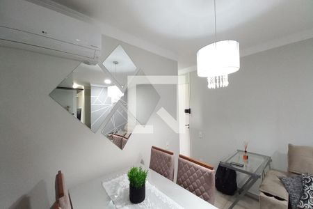 Sala de apartamento para alugar com 2 quartos, 57m² em Jardim Ipaussurama, Campinas