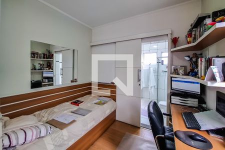 Suíte 1 de casa à venda com 3 quartos, 220m² em Vila Mariana, São Paulo