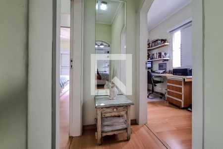 Corredor de casa à venda com 3 quartos, 220m² em Vila Mariana, São Paulo