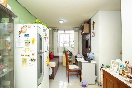 Sala de apartamento à venda com 3 quartos, 56m² em Horto, Belo Horizonte