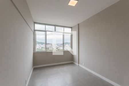 Apartamento à venda com 60m², 2 quartos e 1 vagaSala