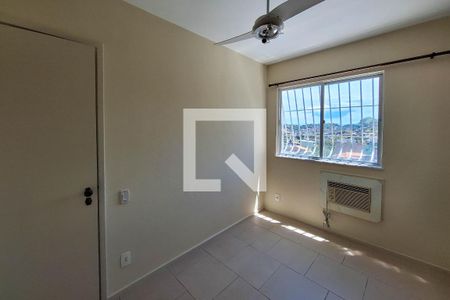 Quarto 1 de apartamento à venda com 2 quartos, 60m² em Engenhoca, Niterói