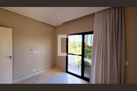 Casa de condomínio à venda com 350m², 3 quartos e 4 vagas Casa de condomínio à venda com 350m², 3 quartos e 4 vagasQuarto 02