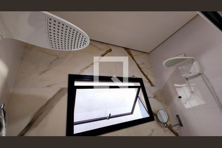 Casa de condomínio à venda com 350m², 3 quartos e 4 vagas Casa de condomínio à venda com 350m², 3 quartos e 4 vagasBanheiro Quarto 03