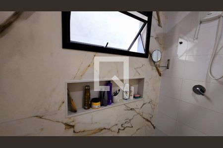 Casa de condomínio à venda com 350m², 3 quartos e 4 vagas Casa de condomínio à venda com 350m², 3 quartos e 4 vagasBanheiro Quarto 03