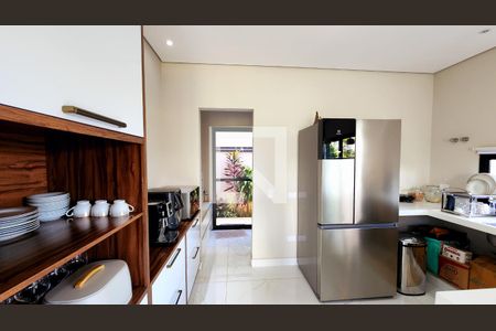 Casa de condomínio à venda com 350m², 3 quartos e 4 vagas Casa de condomínio à venda com 350m², 3 quartos e 4 vagasCozinha