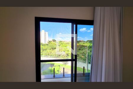 Casa de condomínio à venda com 350m², 3 quartos e 4 vagas Casa de condomínio à venda com 350m², 3 quartos e 4 vagasQuarto 02