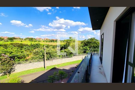 Casa de condomínio à venda com 350m², 3 quartos e 4 vagas Casa de condomínio à venda com 350m², 3 quartos e 4 vagasQuarto 01