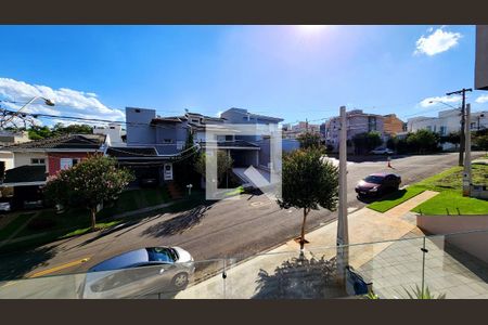 Casa de condomínio à venda com 350m², 3 quartos e 4 vagas Casa de condomínio à venda com 350m², 3 quartos e 4 vagas Quarto 03