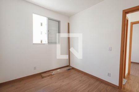 Quarto 2 de apartamento para alugar com 2 quartos, 44m² em Jardim Gurilândia, Taubaté