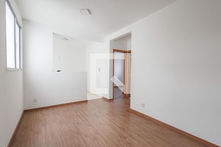 Sala de apartamento para alugar com 2 quartos, 44m² em Jardim Gurilândia, Taubaté