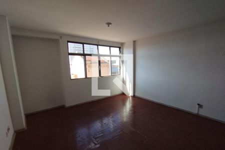 Sala - Dormitório de kitnet/studio para alugar com 1 quarto, 32m² em Centro, Ribeirão Preto