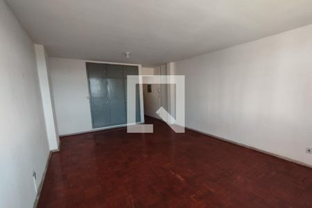 Sala - Dormitório de kitnet/studio para alugar com 1 quarto, 32m² em Centro, Ribeirão Preto