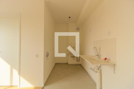 Sala/Cozinha de apartamento para alugar com 2 quartos, 37m² em Jardim Helena, São Paulo