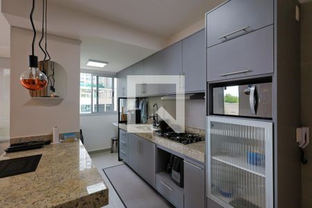 Studio à venda com 68m², 1 quarto e 2 vagas Studio à venda com 68m², 1 quarto e 2 vagasCozinha