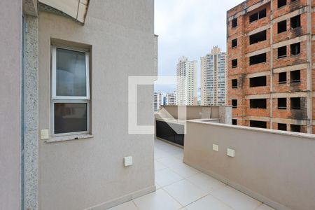 Studio à venda com 68m², 1 quarto e 2 vagas Studio à venda com 68m², 1 quarto e 2 vagasVaranda