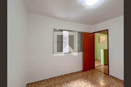 Quarto 1 de casa para alugar com 1 quarto, 50m² em Vila Pereira Cerca, São Paulo