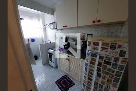 Cozinha de apartamento para alugar com 1 quarto, 60m² em Guilhermina, Praia Grande