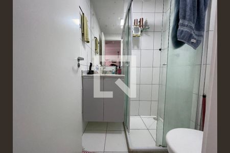 Banheiro de apartamento para alugar com 1 quarto, 56m² em Vila Butantã, São Paulo