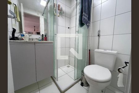 Banheiro de apartamento para alugar com 1 quarto, 56m² em Vila Butantã, São Paulo