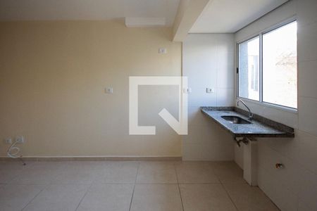 Cozinha de apartamento para alugar com 2 quartos, 30m² em Vila Regente Feijó, São Paulo