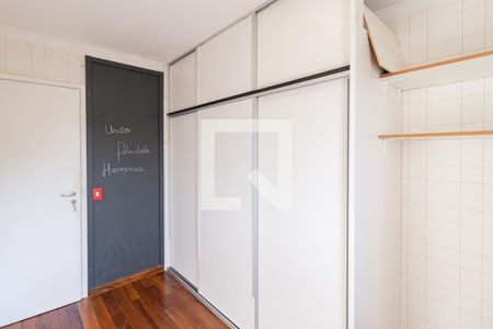 Quarto de apartamento para alugar com 2 quartos, 80m² em Umuarama, Osasco