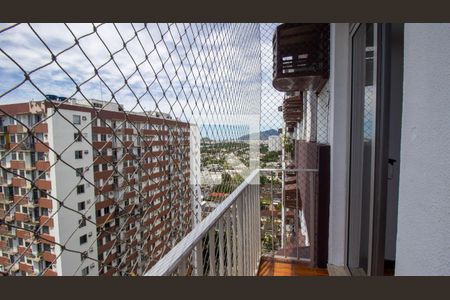 Sacada da Sala de apartamento para alugar com 2 quartos, 59m² em Barra da Tijuca, Rio de Janeiro